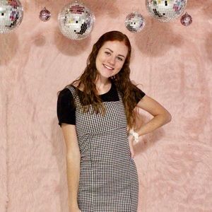 Meet your Posher, Emily